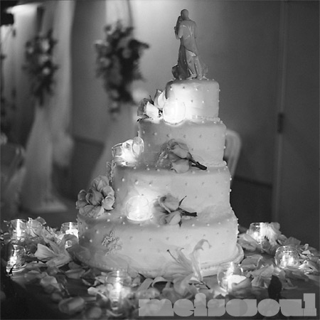 Candlelit Wedding Cake