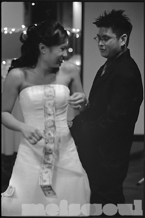Money Pin : Theresa & Chris