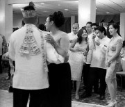 Money Dance